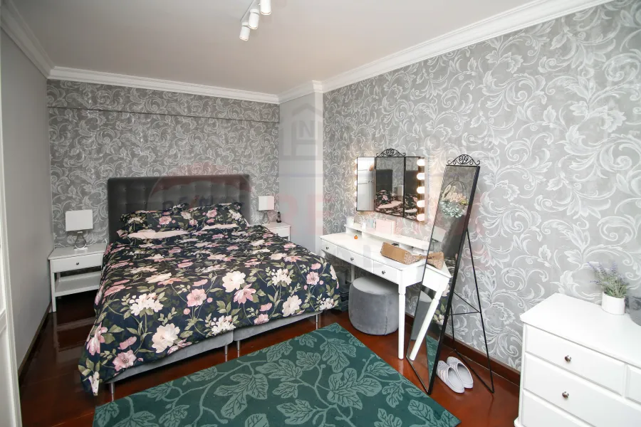 شقة للبيع 210 م كفر عبده ( بالقرب من ميدان سانت جيني - عمارة براند )