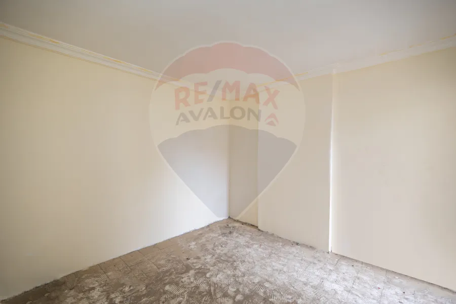 شقة للبيع 125 م المعمورة الشاطئ (كومباوند la vie - عزيز شنوده)