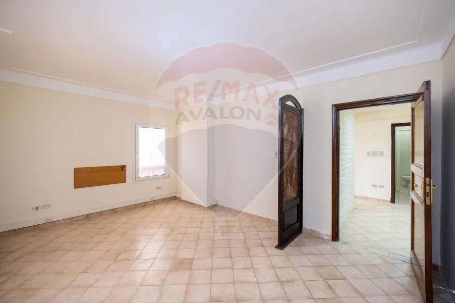 Apartment for rent 217 m Louran (directly on the tram)