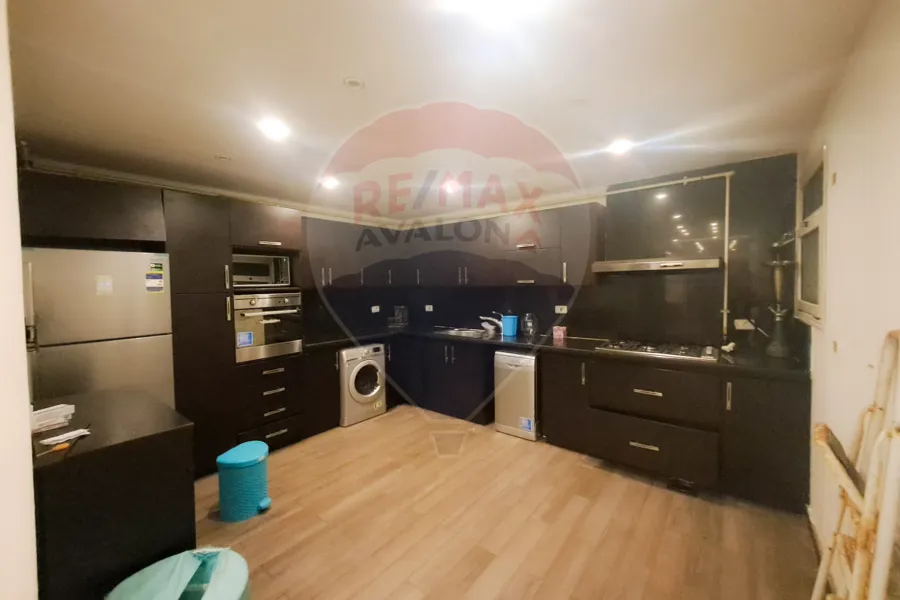 Apartment for sale 200 m Loran (Al-Eqbal Street)