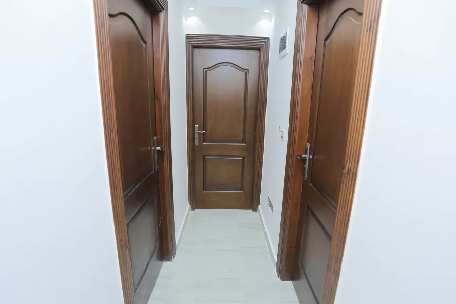 شقة للإيجار 110م كليوبترا - ش أبو قير الرئيسى