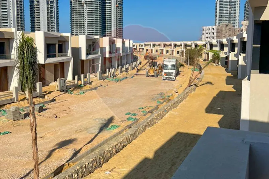 توين هاوس للبيع (بالم هيلز العلمين) 248 م