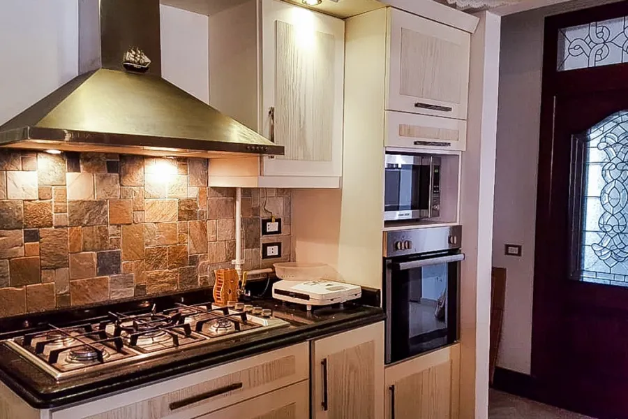 شقة للايجار مفروش 145م كفر عبده ( ش أمير البحار )