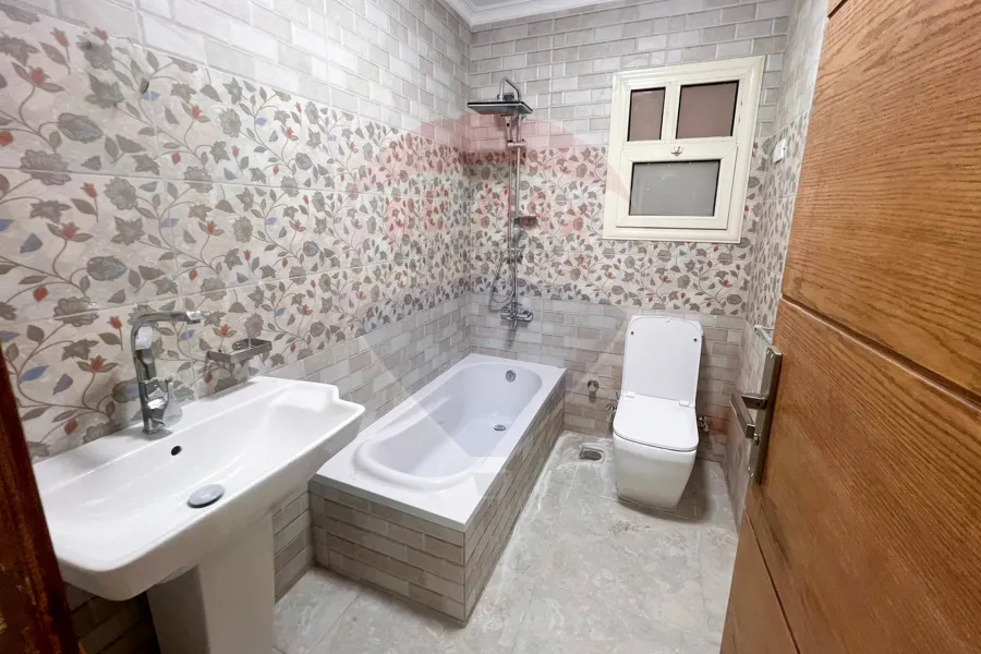 Apartment for rent 175 m AL Batalsa (In front of the stadium)