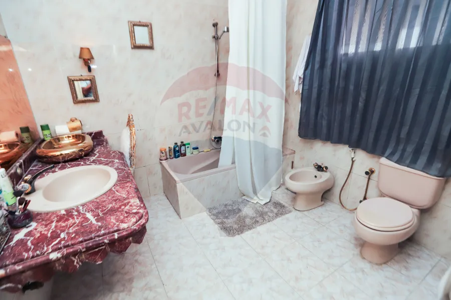 Apartment for sale 353 m Kafr Abdo (steps from El Lebieny Park)