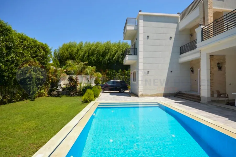 Standalone villa for sale 513 m King Mariout (Al-Kafoury st.)