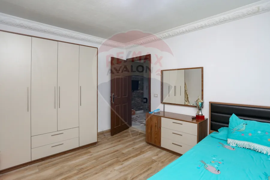 شقة للبيع 207 م جليم  (بالقرب من البحر)