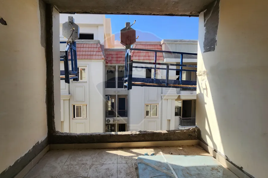 شقه للبيع 144 م  سموحه (كومبوند فالوري)