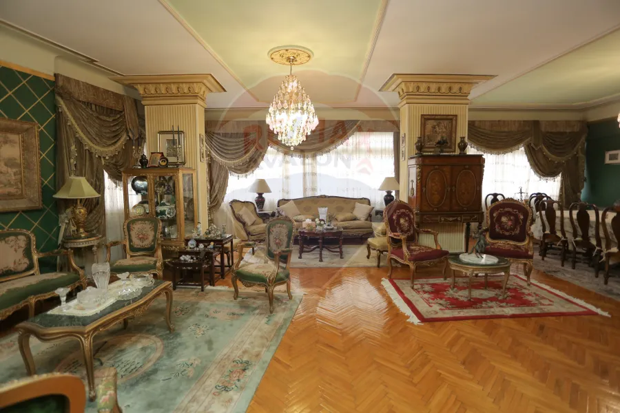 (شقة للبيع 250 م جليم (طريق الحرية