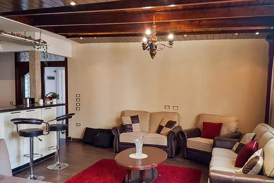 شقة للايجار مفروش 145م كفر عبده ( ش أمير البحار )