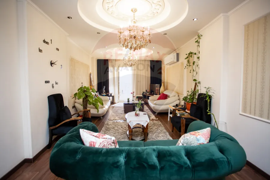 شقة مرخصة للبيع 185 م كفر عبده (ش ابراهيم شريف)