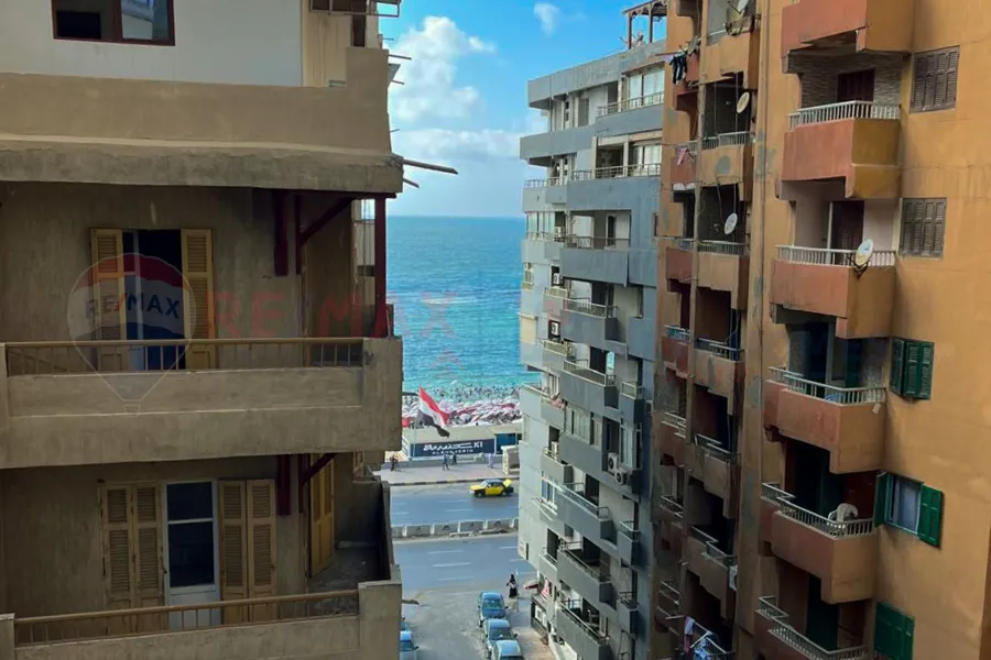 Apartment for sale 140 m Miami (Al-Lawaa Hassan Kamel st.)