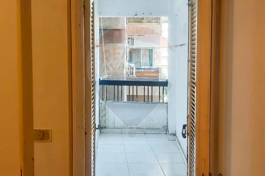 شقة للبيع 220 م بولكلي (ش ابو قير)