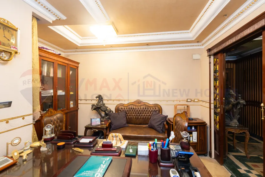 Apartment for sale 330 m Miami (direct sea)