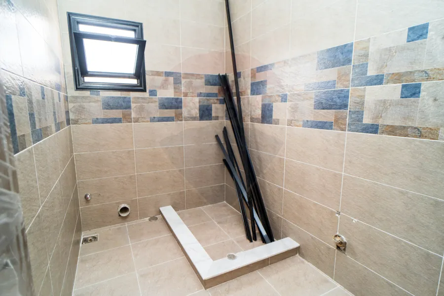 Villa for Sale 300 m King Maryot (Green Oasis Compound)