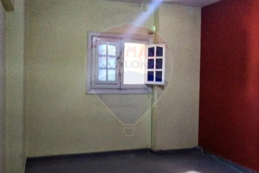 شقة للبيع 110 م كفر عبده (ش الفيومي)