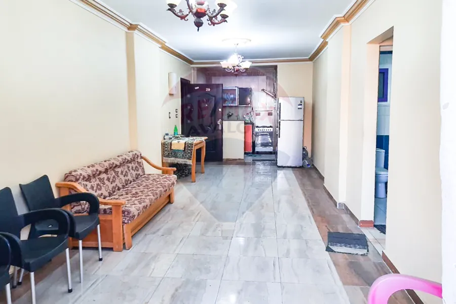 شقة للإيجارالحديث 125 م  العصافرة (بجوار فندق الوردة البيضاء - متفرع من البحر)