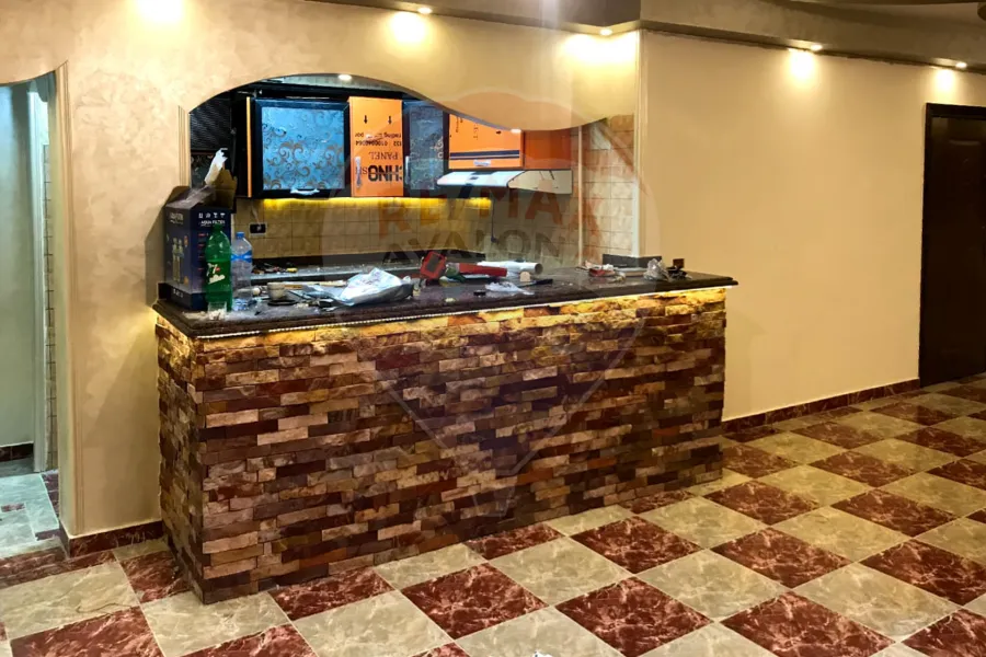 شقة للبيع 126 م المندرة (متفرع من ش جمال عبد الناصر)