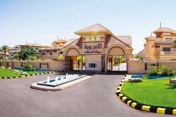 Standalone villa for sale, 560 m², King Mariout (Al Orouba Royal)