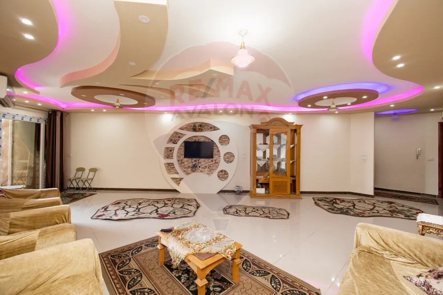 Apartment for sale 175 m ElMontazah (Marseille Florence Compound)