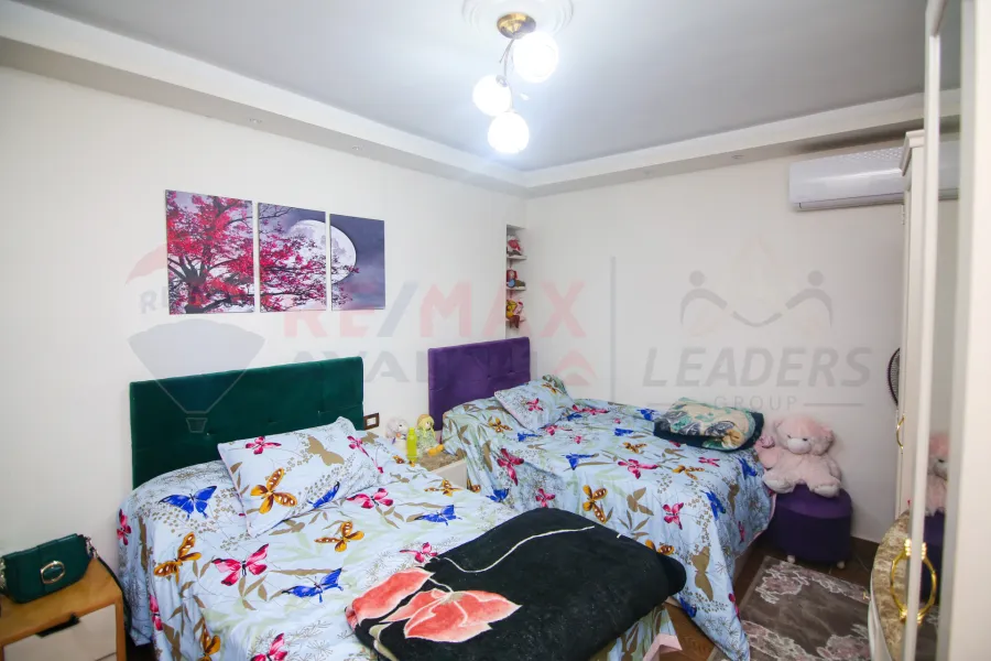 Duplex apartment for sale 185 m Sidi Bishr (Mohamed Naguib St.)