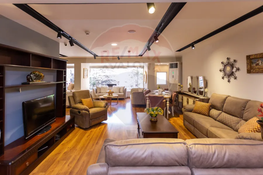 mezan for rent, 200 m, Laurent (Shaarawy St.)