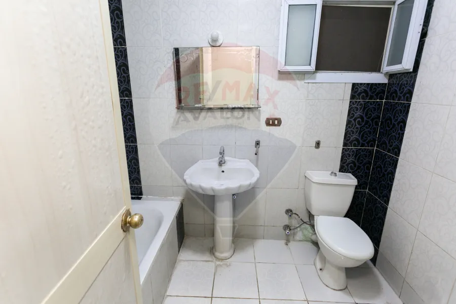 شقه للبيع 100 م كليوباترا (خطوات من فندق الحرم)