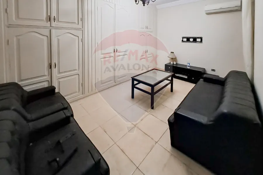 شقة دوبلكس للبيع 320 م سبورتنج (ش احمد علام)