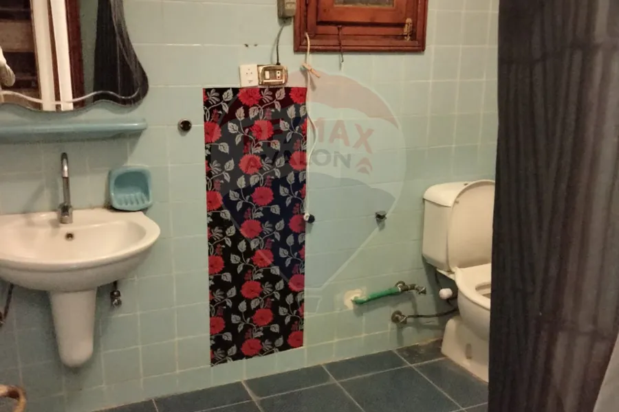 Ground chalet with garden for sale (Marina 2) 140 m