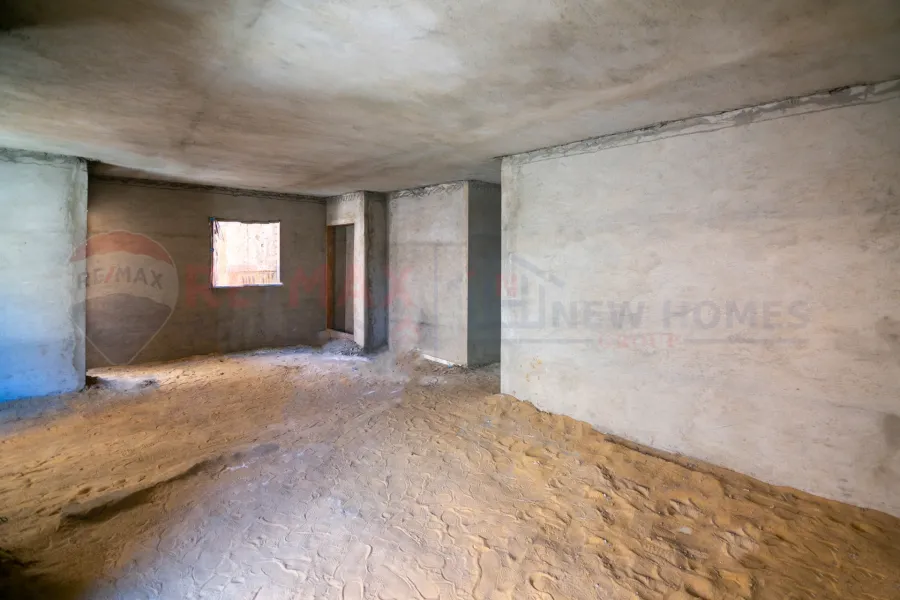 شقة للبيع 190 م جليم (ش مصطفى فهمي)