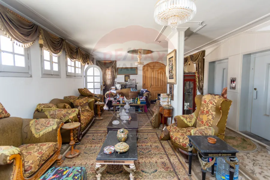 Penthouse for sale 1155 m Miami (Steps from Gamal Abdel Nasser St.)