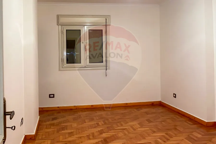 Apartment for modern rent 245 m Smouha (steps from Smouha Club)