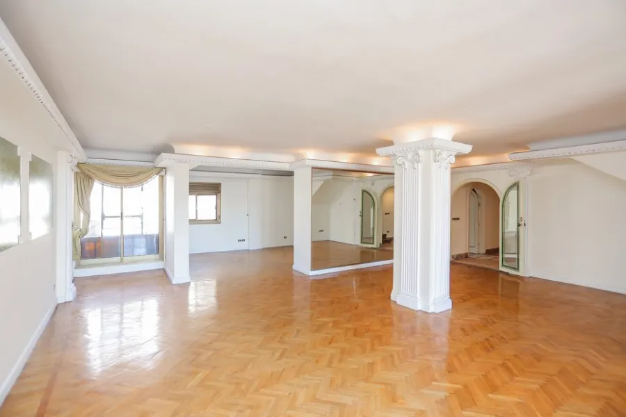 Apartment for sale 300m Mostafa Kamel(Tram St.)