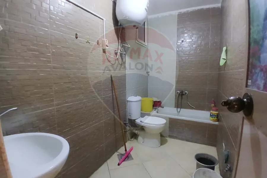 شقة للبيع 80 م فيكتوريا (خطوات من شارع ابوقير)