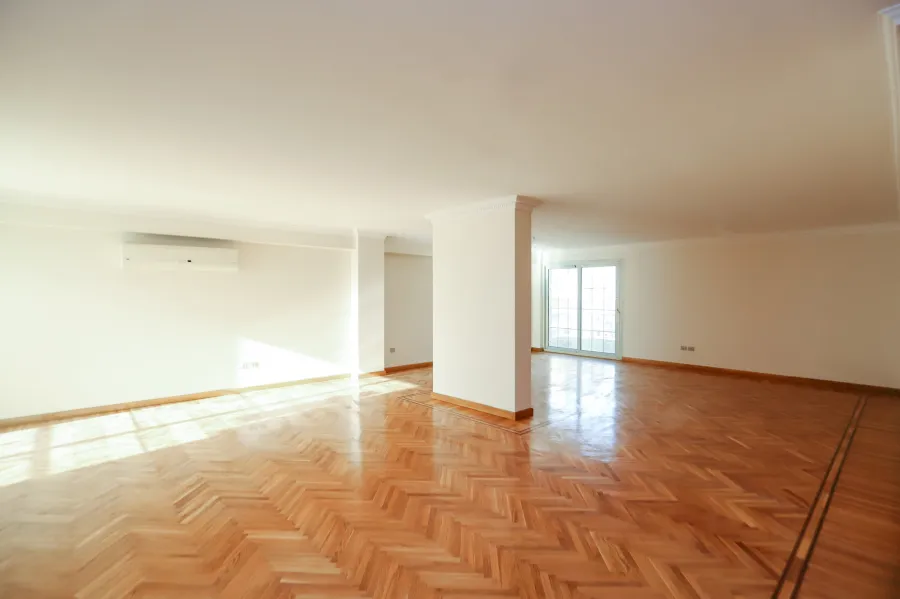 فيلا دوبلكس للبيع 260م كفر عبده  (بجوار المركز الثقافى البريطانى)