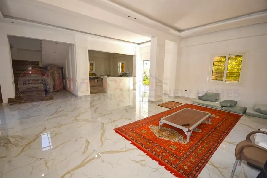Standalone villa for sale 513 m King Mariout (Al-Kafoury st.)