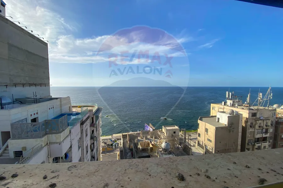 شقة للبيع 500 م سبورتنج (ثاني نمرة من البحر)