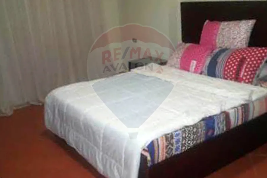 شاليه للبيع (بورتو جولف - العلمين) 90 م