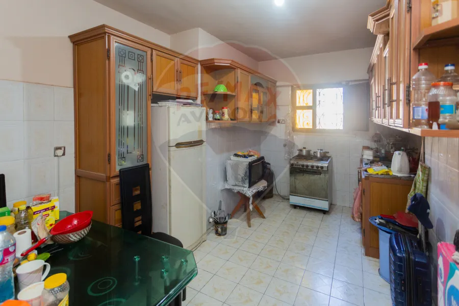 شقة للبيع 131 م زيزينيا (ش أبوقير)