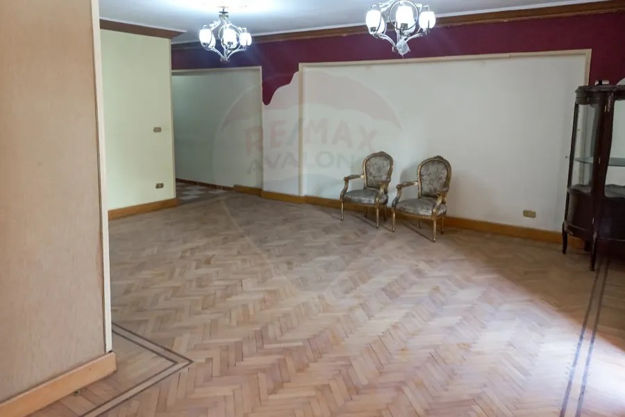 Apartment For Sale 120 m Kafr Abdo (Elfayoumy St - Next To Franciscan's School)