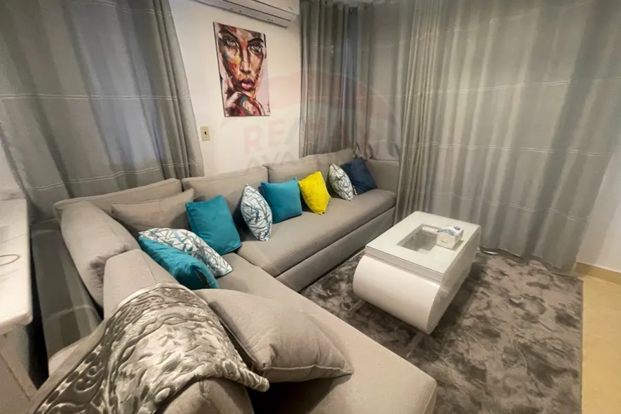 شاليه للبيع 85 م +25 م حديقة الساحل الشمالي (قرية اجورا ك 128)