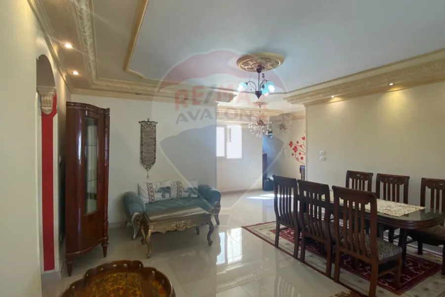 شقة للإيجار المفروش 200 م كفر عبده (خطوات من حديقة اللنبي)