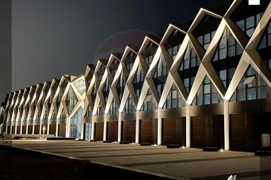 فيلا تاون هاوس للبيع (R7 - Midtown Villa) العاصمة الإدارية 300 م