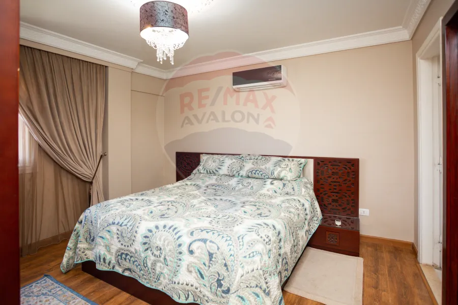 Villa for sale 530 m in King Mariout (Lake Side)