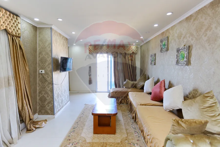 Duplex for sale 500 m Al-Saraya (Directly on the sea)