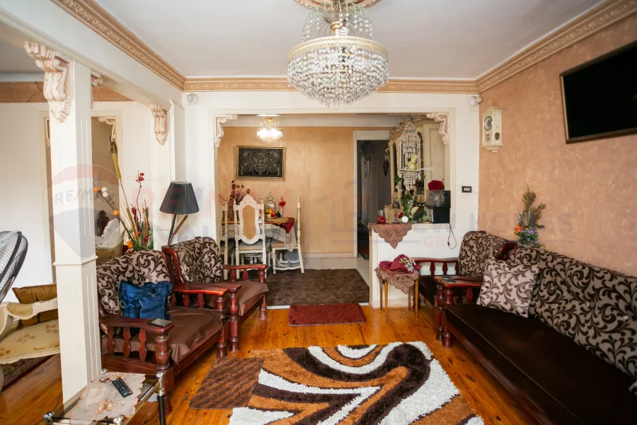 شقة للبيع 127 م ستانلي (ش الفريد ليان)