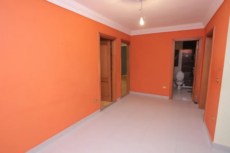 Apartment for sale 180 Kafr Abdo (Sanit Gainy St.)