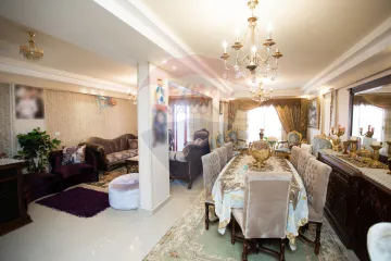 شقة دوبلكس للبيع 230م سبورتنج (خطوات من ش ابو قير)