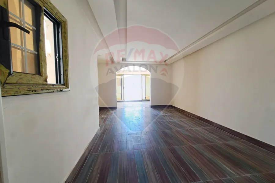 Apartment for sale 400 m Kafr Abdo (branched from Al-Ismailia st.)