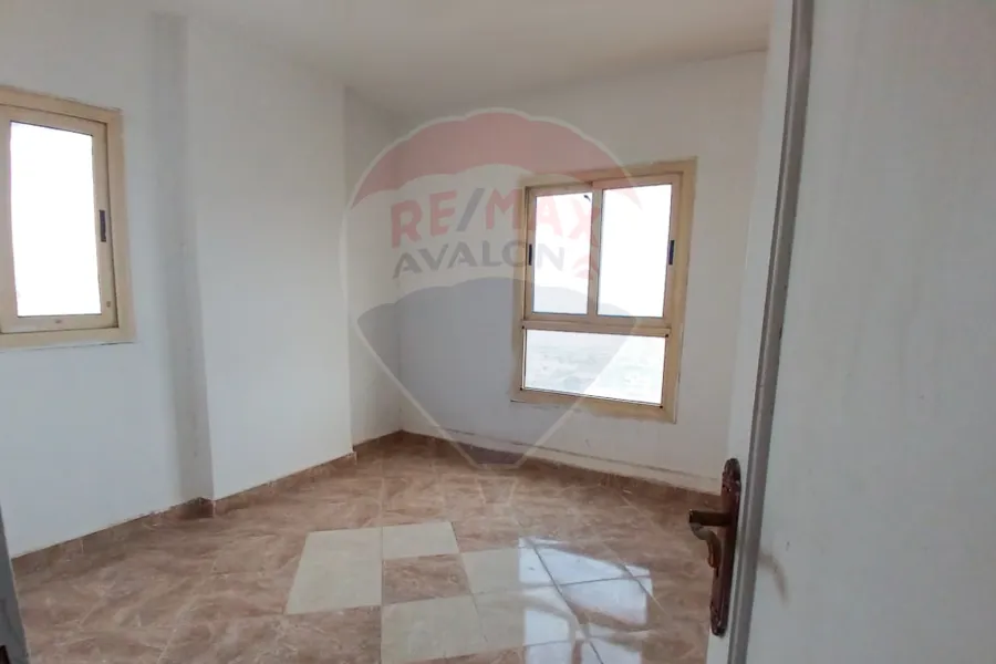 Apartment for sale 100 m El Montaza (Royal Plaza Towers)